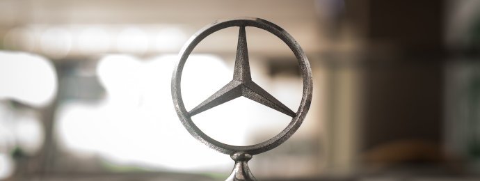 Trotz schwacher Zahlen und magerer Aussichten hält Mercedes-Benz an seiner Luxusstrategie fest - Newsbeitrag